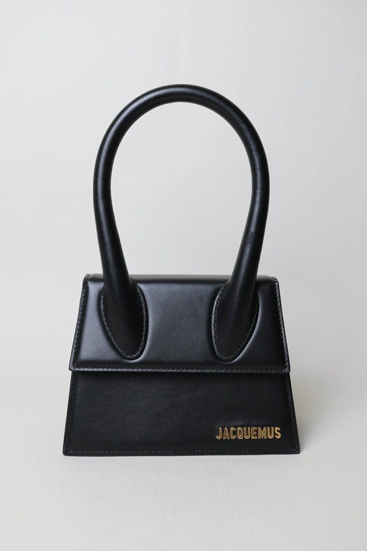 Jacquemus Le Chiquito Moyen Bag