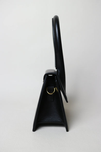 Jacquemus Le Chiquito Moyen Bag