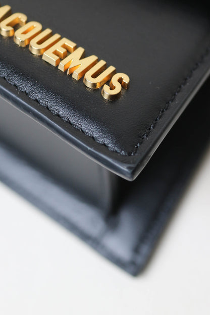 Jacquemus Le Chiquito Moyen Bag