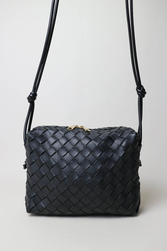 Bottega Veneta Intrecciato Loop Bag Medium Black