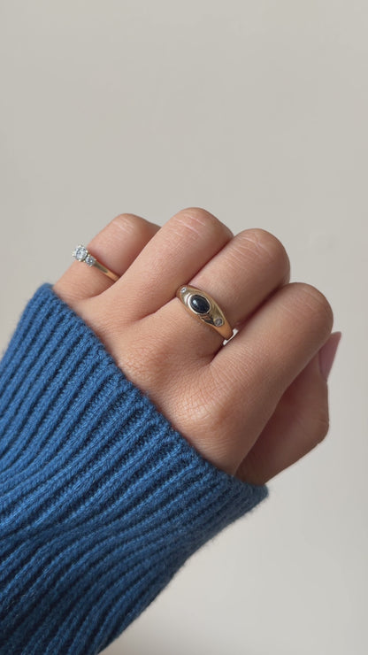 Vintage Balloon Sapphire Diamond Ring