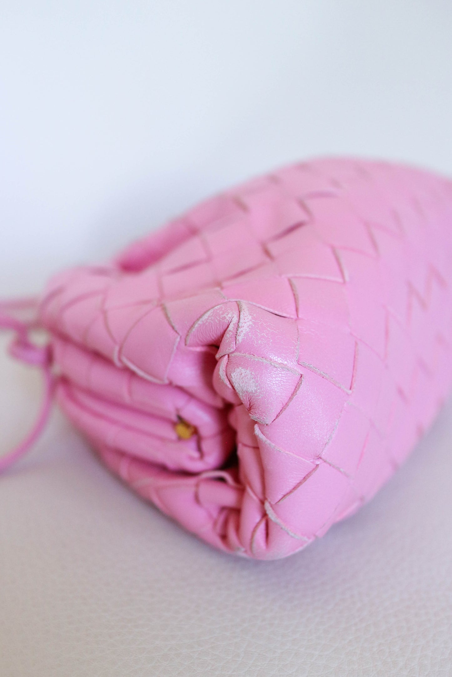 Bottega Veneta Intrecciato Pouch Small Pink