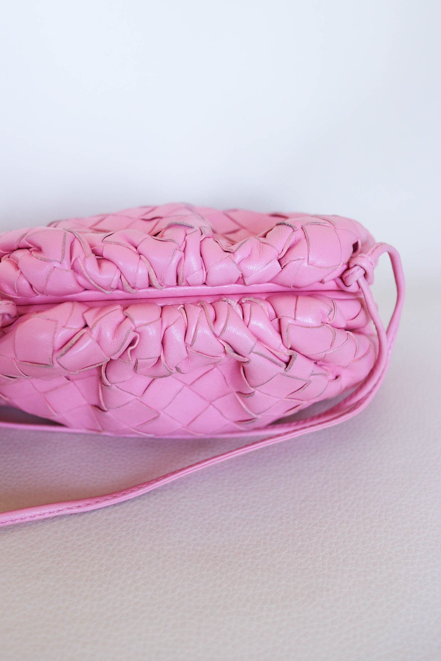 Bottega Veneta Intrecciato Pouch Small Pink